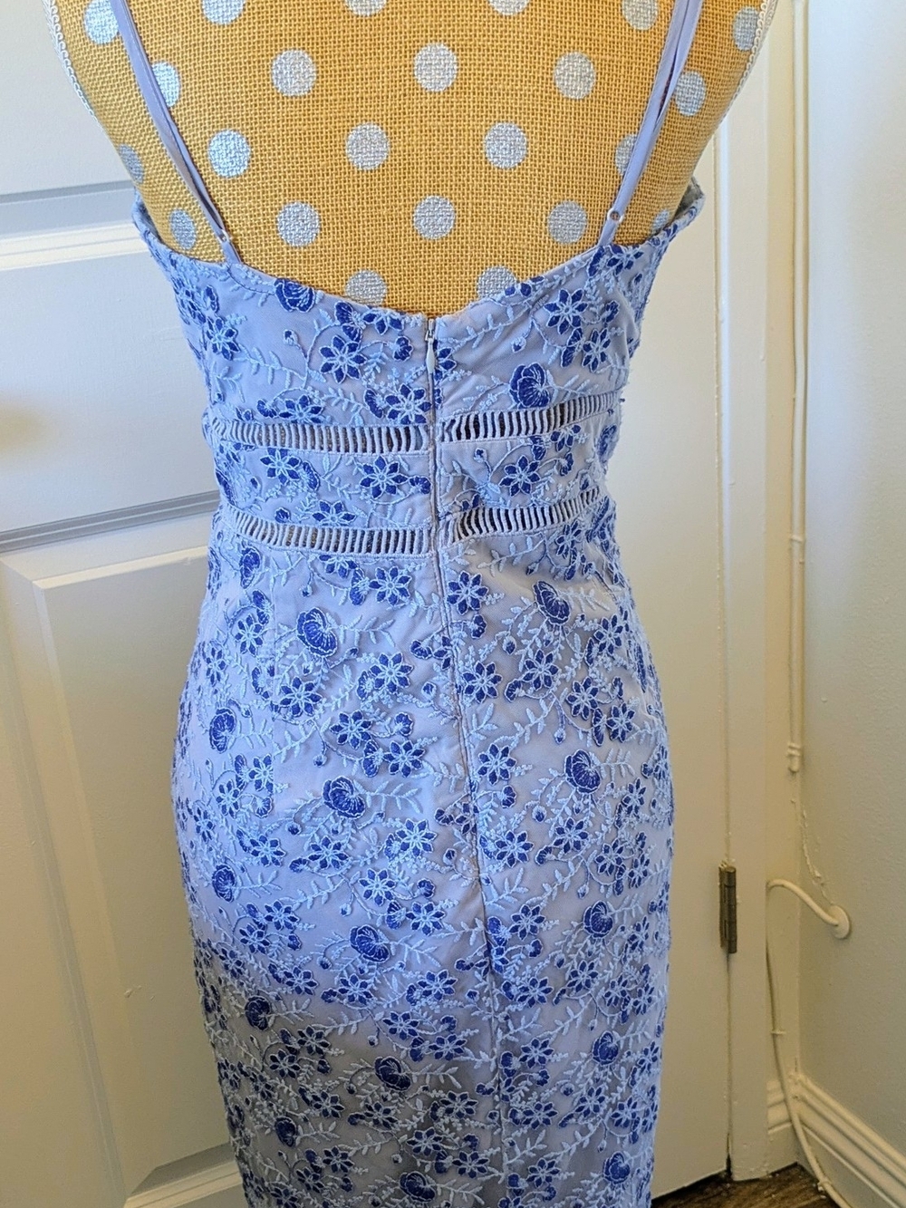 Bardot Floral Embroidered Dress – Dusty Blue/Sapphire Blue – XL/12